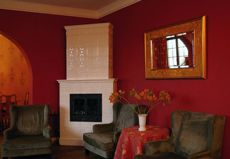 salon z kominkiem